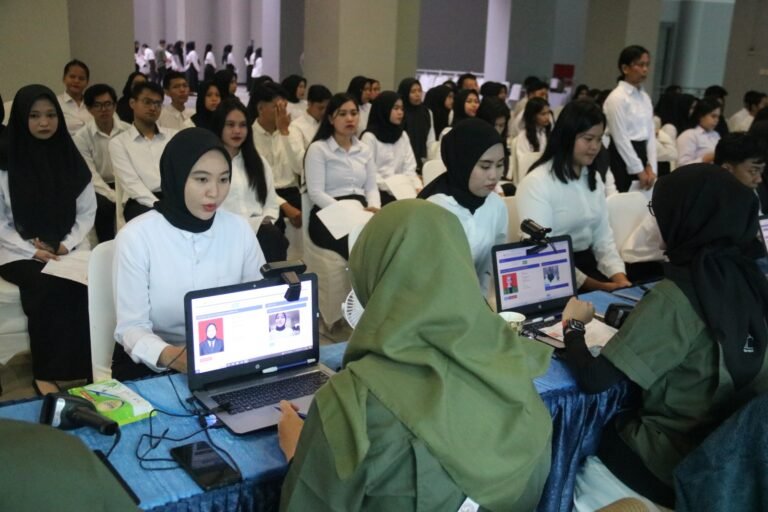 Di Tengah Hujan Deras, Peserta Tetap Semangat Ikuti SKD CAT Kemenkumham Kaltim
Telah dibaca : 920 Kali.