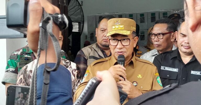 Anggaran Bimtek Pemkot Bontang Rp162 M, Akmal Malik Sebut Jangan Boros Sesuai Perintah Presiden
Telah dibaca : 963 Kali.