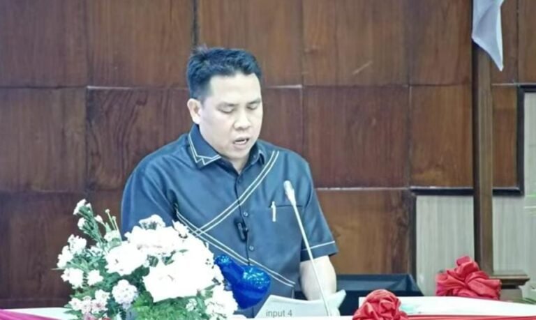 Infrastruktur dan Pendidikan Jadi Sorotan Utama Hasil Reses Anggota Fraksi Golkar DPRD Kaltim
Telah dibaca : 878 Kali.