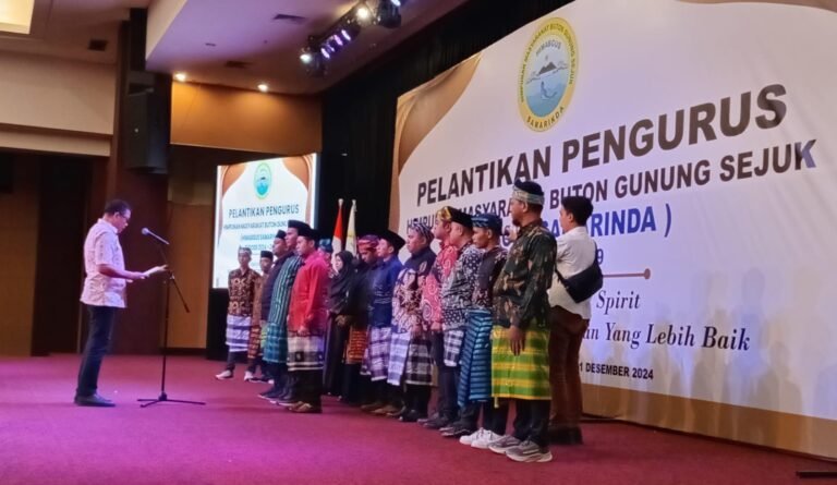 Lantik Pengurus Himabgus, Andi Harun Tekankan Kolaborasi dan Kontribusi untuk Kota Samarinda
Telah dibaca : 858 Kali.