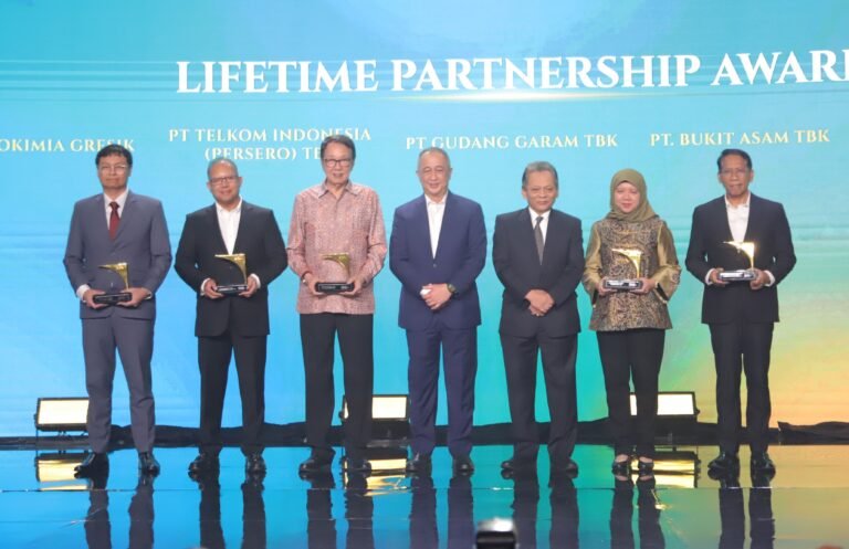 KAI Peroleh Lifetime Partnership Award
Telah dibaca : 1.079 Kali.