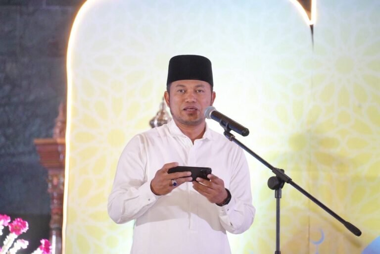 Rudy Mas’ud Usulkan Bankaltimtara Terlibat dalam Penggunaan APBD
Telah dibaca : 789 Kali.