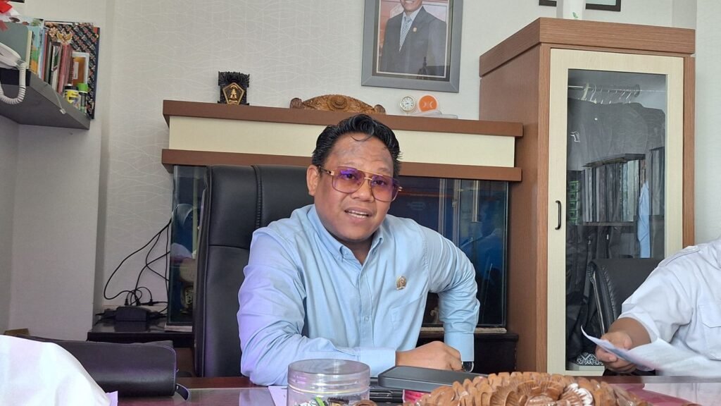 Samri Ingatkan Pentingnya Sosialisasi Perda Sebelum Satpol PP Tertibkan BBM Eceran