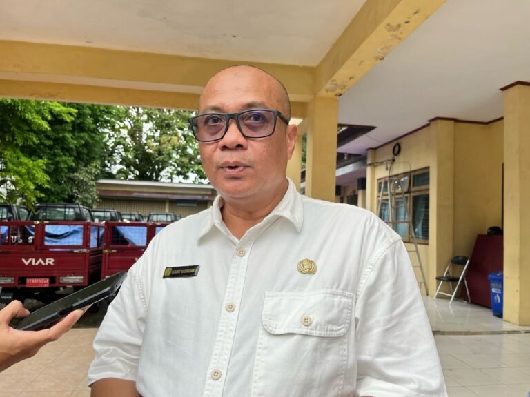 DLHK Kukar Komitmen Program Pengadaan TPS Tiap Kecamatan
Telah dibaca : 847 Kali.