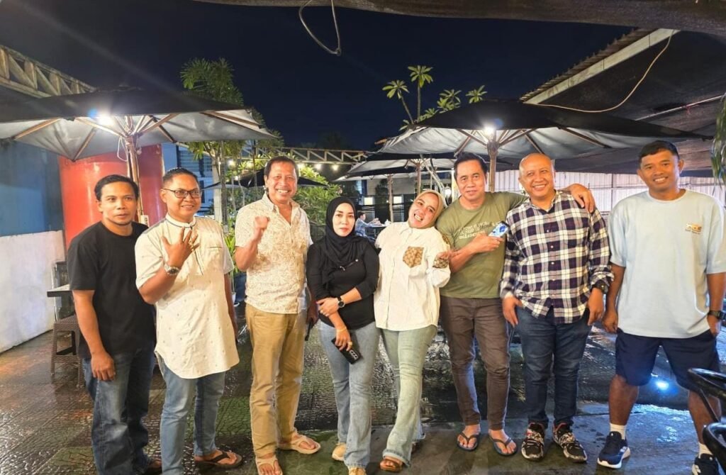 Alumni 2002 FH Widya Gama Samarinda Kembali Merajut Kebersamaan