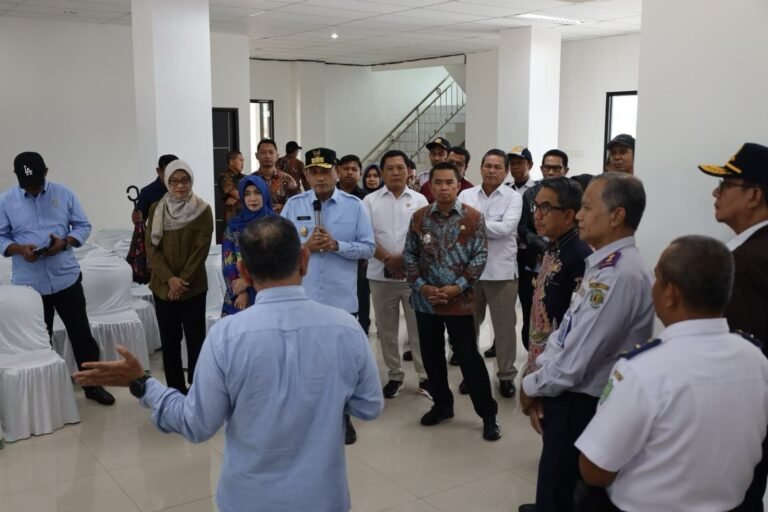 Optimalkan Terminal Sangatta, Seno Aji Sarankan Trayek ke Berau dan Samarinda
Telah dibaca : 931 Kali.