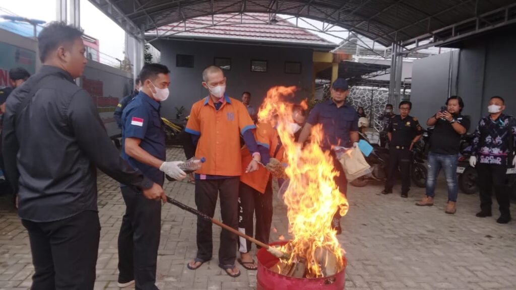 BNNP Kaltim Musnahkan Barang Bukti Kasus Penyalahgunaan Narkotika