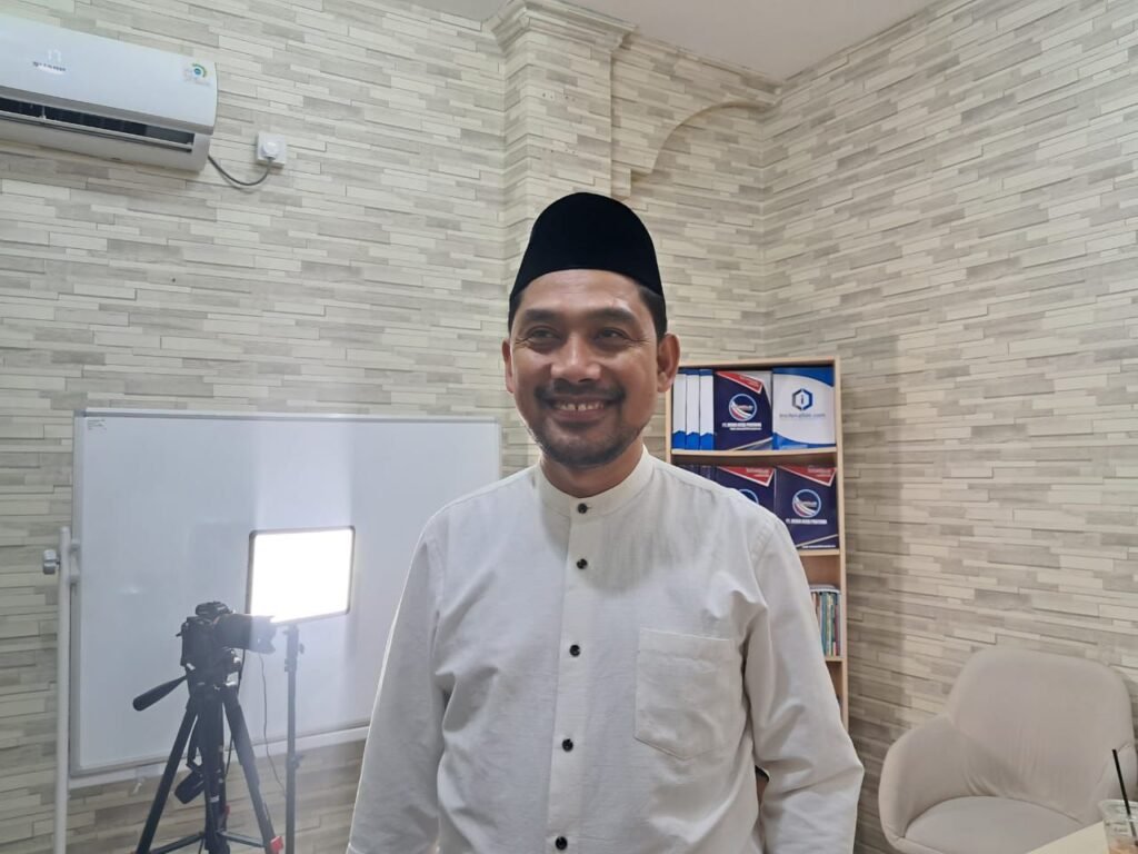 Drama Lemparan Kotak Nasi Berakhir Manis, Upah Pekerja Cair