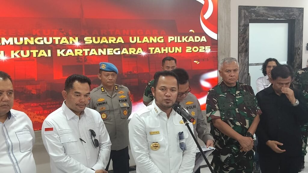 Menjelang PSU di Kukar, Gubernur dan Forkopimda Kaltim Tinjau TPS