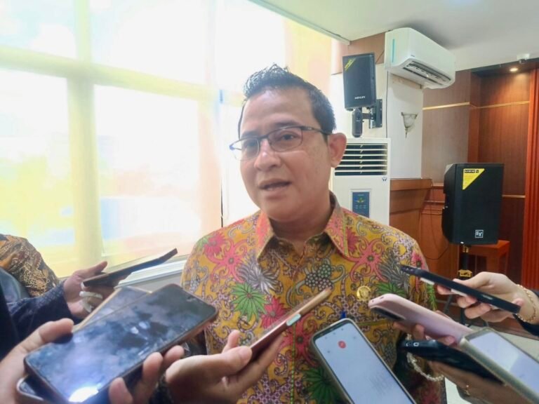Sapto Setyo Pramono Soroti Kinerja Perusda Kaltim: Punya Potensi, Tapi Belum Kelihatan
Telah dibaca : 721 Kali.