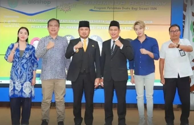 Gubernur Kaltim: Wiramuda Academy Harus Lahirkan Profesional dan Pengusaha Sukses
Telah dibaca : 764 Kali.