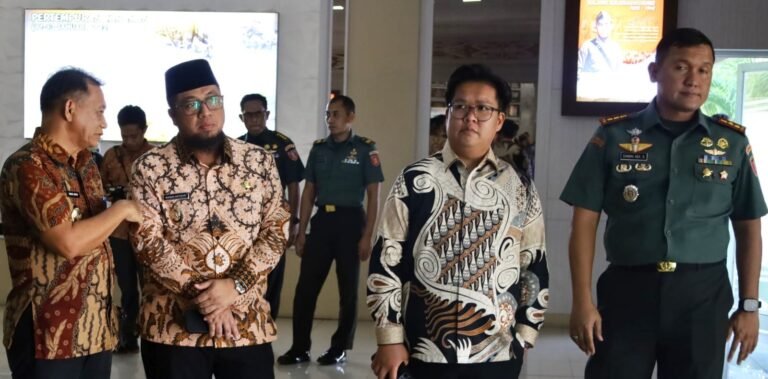 Pemkab Kukar Tawarkan Kolaborasi Strategis Menuju Kaltim Swasembada Pangan
Telah dibaca : 815 Kali.