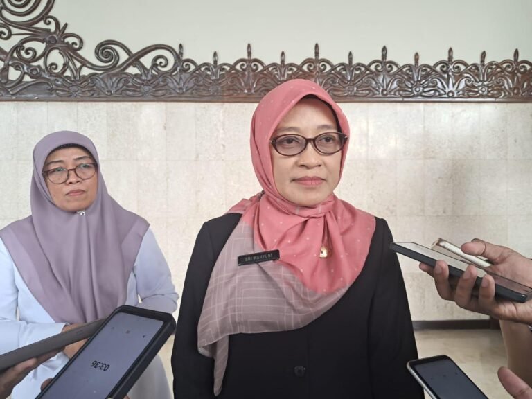 Pergub Hampir Jadi, UKT Gratispol Tak Akan Lebihi Batas Atas
Telah dibaca : 773 Kali.