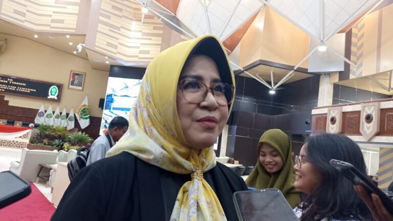 Syarifatul Sya’diah: Kesetiaan Berau ke Kaltim Harus Dibalas dengan Pembangunan Nyata
Telah dibaca : 741 Kali.