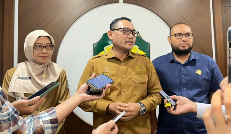 Aturan Mulai Berlaku 1×24 Jam, Tarif Ojol di Kaltim Ditetapkan Seragam dan Promo Dihapus
Telah dibaca : 829 Kali.