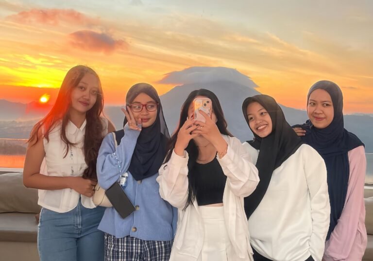 Liburan Tak Terlupakan, MSI Group Berangkatkan Karyawan ke Bali Secara Gratis
Telah dibaca : 863 Kali.