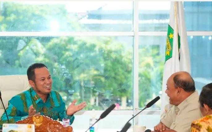 Terima Kunjungan Kepala Badan Gizi Nasional, Rudy Mas’ud Singgung Standarisasi SPPG daerah Pedalaman