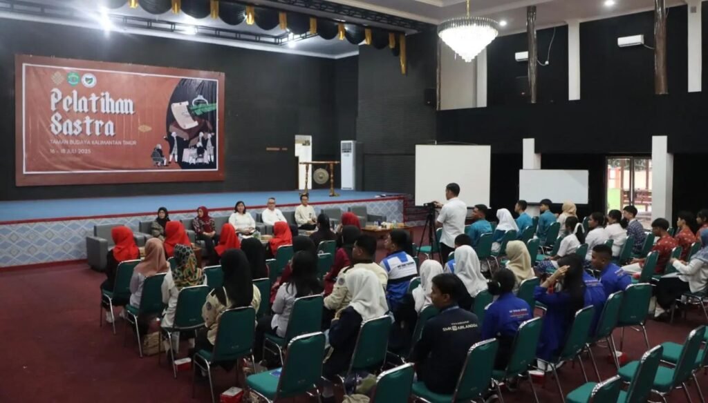 Tumbuhkan Kecintaan Generasi Muda Terhadap Sastra, Pemprov Kaltim Gelar Pelatihan Sastra