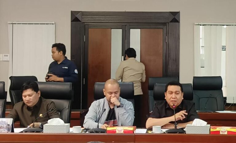 Husin Djufri: DPRD Kaltim Tak Akan Tinggal Diam Jika Tambang Rugikan Warga
Telah dibaca : 717 Kali.