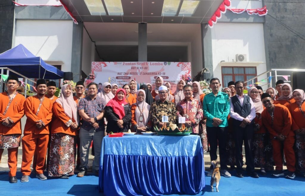 SMAN 17 Samarinda Rayakan HUT ke-19, Teguhkan Komitmen Pendidikan Berkarakter