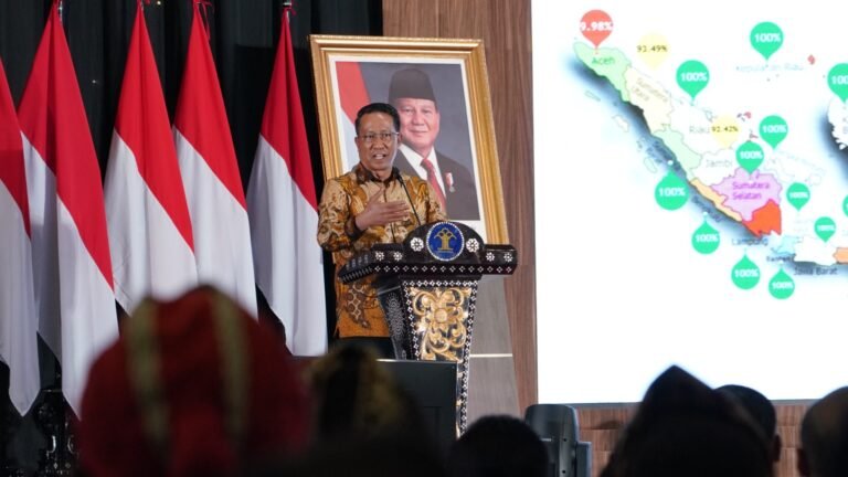 802 Kepala Desa/Lurah Raih Predikat Juru Damai, Capaian Tertinggi Sepanjang Peacemaker Justice Award
Telah dibaca : 660 Kali.