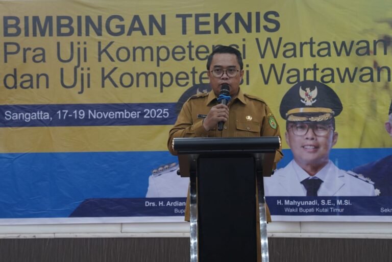 Mahyunadi Sebut UKW Jadi Fondasi Penguatan Profesionalitas Pers Kutai Timur
Telah dibaca : 659 Kali.