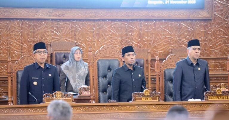 Dana Multiyears Resmi Disahkan, Pembangunan Kutai Timur Masuk Babak Eksekusi
Telah dibaca : 611 Kali.