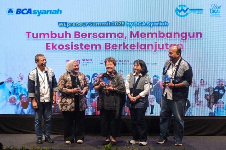 BCA Syariah Perkuat Dukungan Bagi UMKM Perempuan Lewat WEpreneur ke-3
Telah dibaca : 794 Kali.