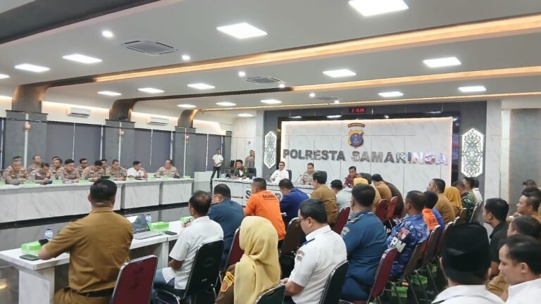 Polresta Samarinda Tingkatkan Pengamanan Gereja dan Titik Keramaian Jelang Nataru 2025/2026
Telah dibaca : 787 Kali.