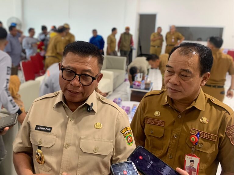 Musim Hujan, Pemkot Samarinda Beri Bantuan Alat Katana
Telah dibaca : 786 Kali.