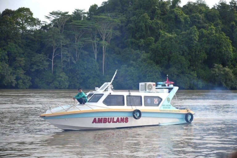 Ambulans Terapung Jadi Andalan Pemprov Kaltim Jangkau Warga di Wilayah 3T
Telah dibaca : 659 Kali.