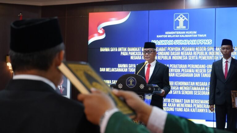 6 PPNS Satpol PP Kukar Dilantik, Kemenkum Kaltim Tekankan Profesionalisme dan Integritas Penyidikan
Telah dibaca : 867 Kali.