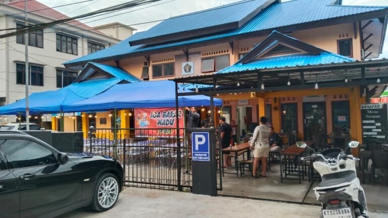 Iga Bakar Madu PWI Hadir di Samarinda, Sajikan Menu Bakar dengan Harga Terjangkau
Telah dibaca : 840 Kali.