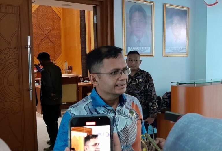 Parkir Mie Gacoan Disorot, Dishub Samarinda Ungkap Syarat Teknis dan Kewenangan Pengelola
Telah dibaca : 792 Kali.