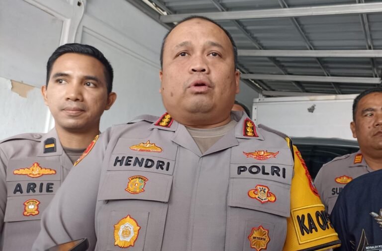 Polresta Samarinda Prioritaskan Penanganan Pencurian Kabel PJU dan Baut Jembatan
Telah dibaca : 621 Kali.