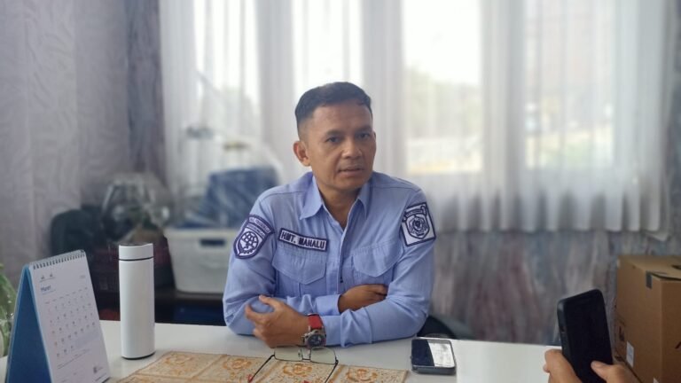 Dishub Samarinda Kaji Pengelolaan Parkir Pasar Segiri oleh Pihak Ketiga
Telah dibaca : 635 Kali.