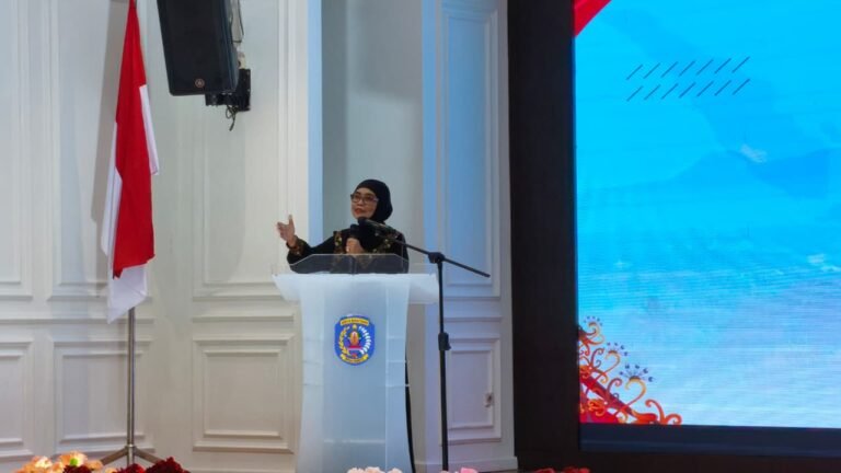 600 Penjahit Lokal Bontang Terlibat Dalam Program Seragam Sekolah
Telah dibaca : 637 Kali.