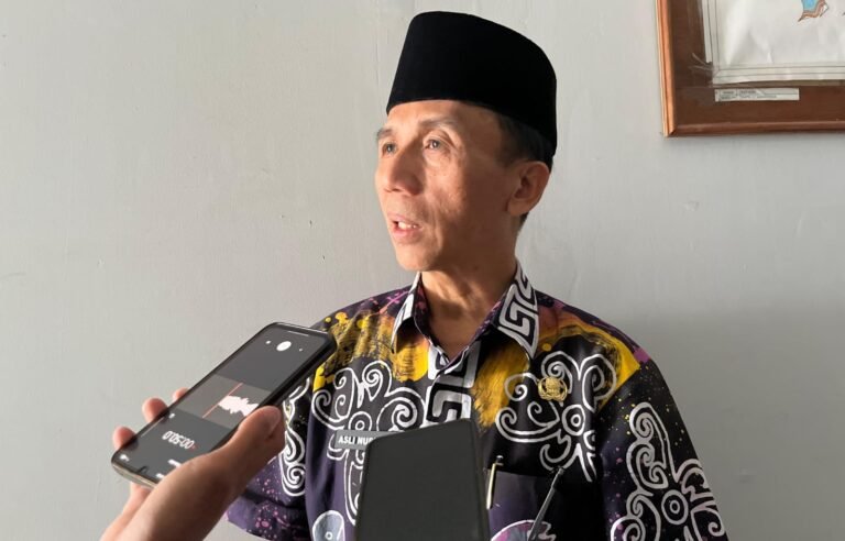 Disdikbud Samarinda Klarifikasi Data Absensi Guru yang Tak Tercatat di Aplikasi
Telah dibaca : 625 Kali.