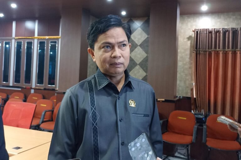 DPRD Samarinda Soroti Kesiapan Tenaga Kerja Meski Pendidikan SD-SMP Dinilai Membaik
Telah dibaca : 617 Kali.