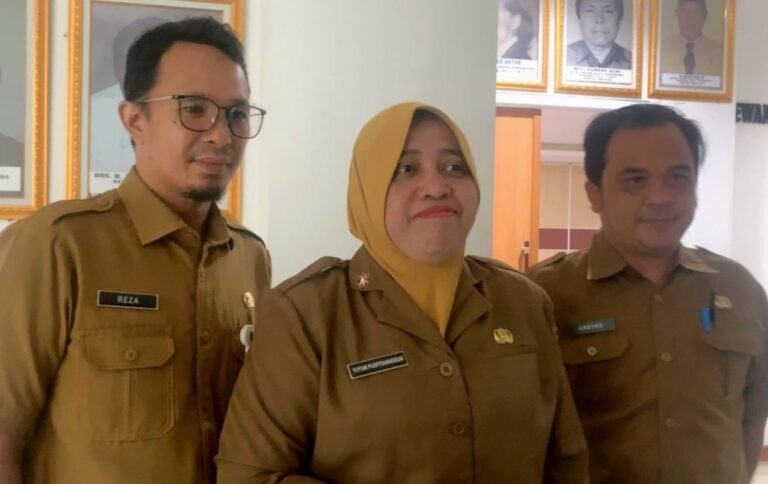 Disnaker Samarinda Imbau Perusahaan Bayar THR Lebih Awal, Siapkan Posko Pengaduan
Telah dibaca : 645 Kali.