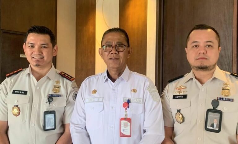 Pemkot Samarinda Perketat Pengawasan WNA, Perkuat Peran TIM PORA
Telah dibaca : 635 Kali.