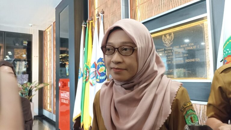 Sekda Kaltim Tegaskan Pengurangan Pokir DPRD Bukan Pemangkasan Sepihak
Telah dibaca : 639 Kali.