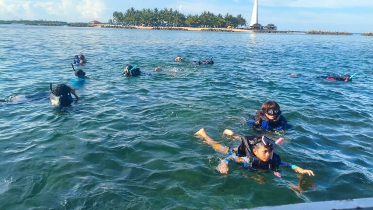 Jelajahi 3 Destinasi Laut Bontang dalam Sehari Bersama Bontang Trip, Harga Mulai Rp300 Ribu
Telah dibaca : 650 Kali.