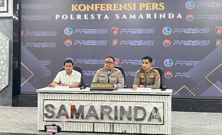 Polisi Ungkap 73 Kasus Narkotika di Samarinda, 97 Tersangka Diamankan
Telah dibaca : 674 Kali.