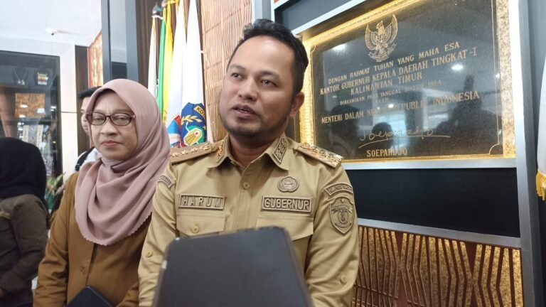 Gubernur Kaltim Jelaskan Anggaran Rp25 Miliar untuk Pembenahan Rumah Jabatan
Telah dibaca : 645 Kali.