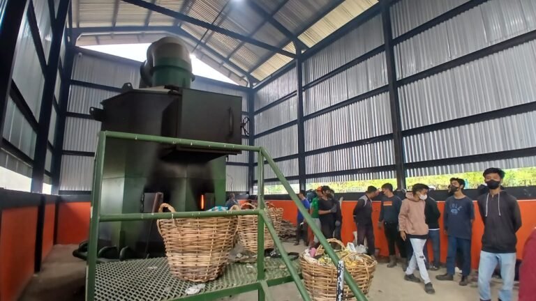 DLH Samarinda Pastikan Pekerja Insinerator Terlindungi BPJS dan Insentif Tambahan
Telah dibaca : 635 Kali.