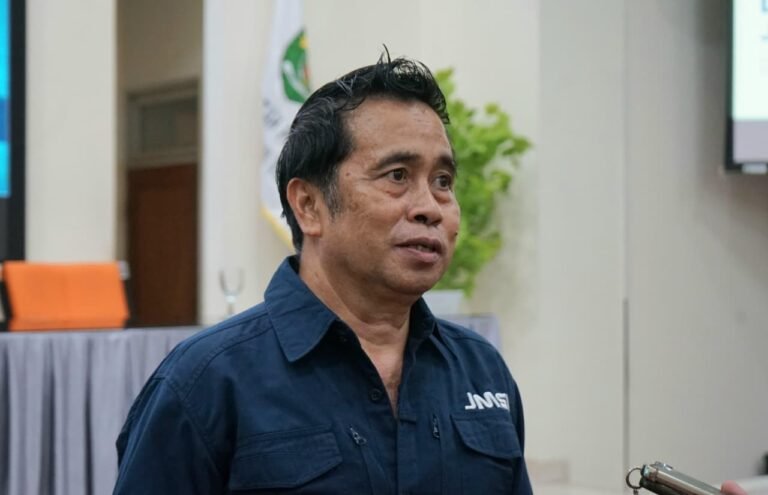 Tingkatkan Kualitas SDM, JMSI Kaltim Bekali Staf PPID Dasar Jurnalistik
Telah dibaca : 674 Kali.