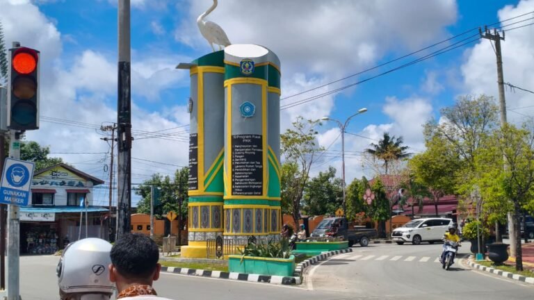 Fasilitas Penunjang Belum Lengkap, Tugu PKK Bontang Tuai Kritik DPRD
Telah dibaca : 633 Kali.