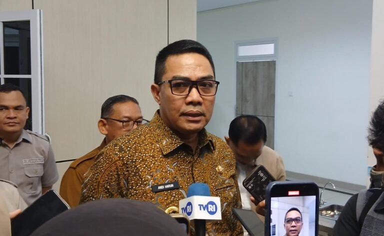 Ada Indikasi Penggunaan Dana BOS Tidak Sesuai Peruntukan, Walikota Minta Inspektorat Lakukan Pemeriksaan
Telah dibaca : 633 Kali.