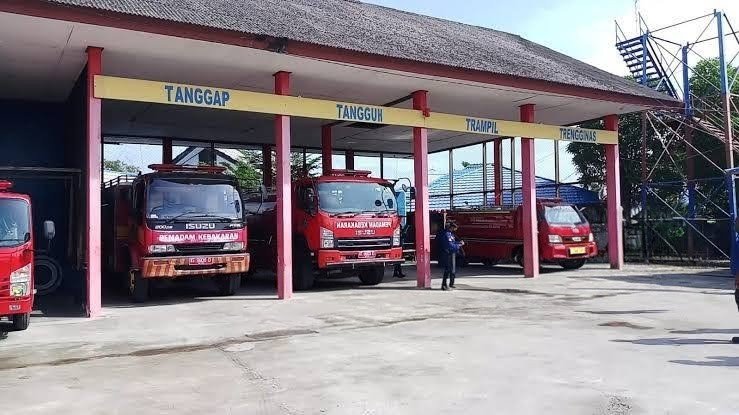 Tak Sekadar Padamkan Api, Kini Pos Damkar BK Jadi Garda Edukasi Kebencanaan
Telah dibaca : 641 Kali.